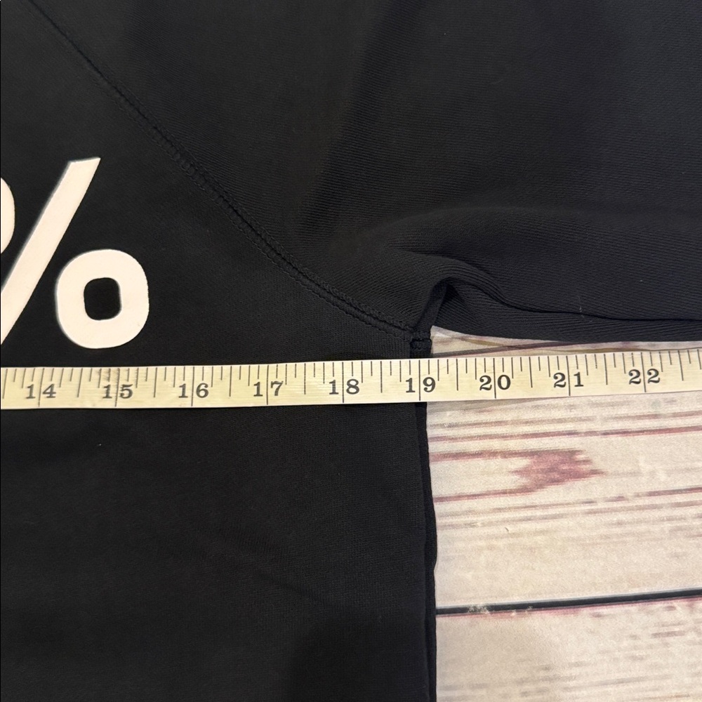NWOT  EVERLANE 100% Human Typography Crewneck‎ Sweatshirt Black Size Small - Picture 9 of 12